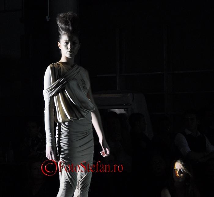 Second Skin_Mirela Diaconu_05.jpg
