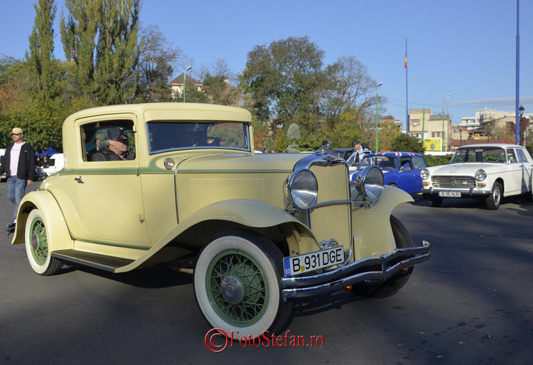 Dodge-Retro Parada Toamnei.JPG