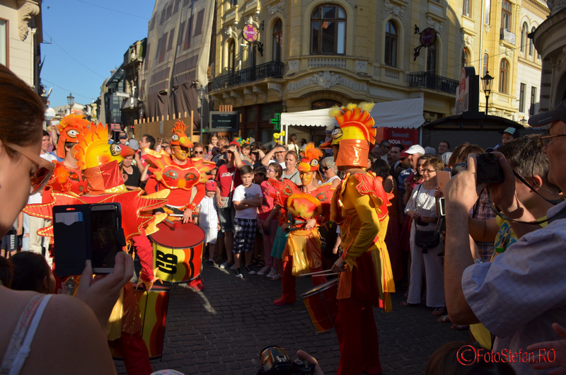b-fit-orange-drummers-2.JPG