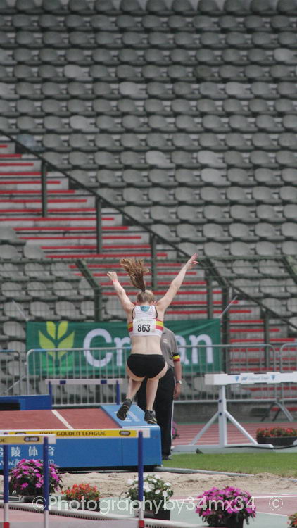 086 Jolien Leemans 