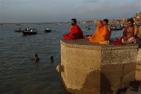 Ganga podium, the very spot I received my name (photo: Indranil Sinharoy)