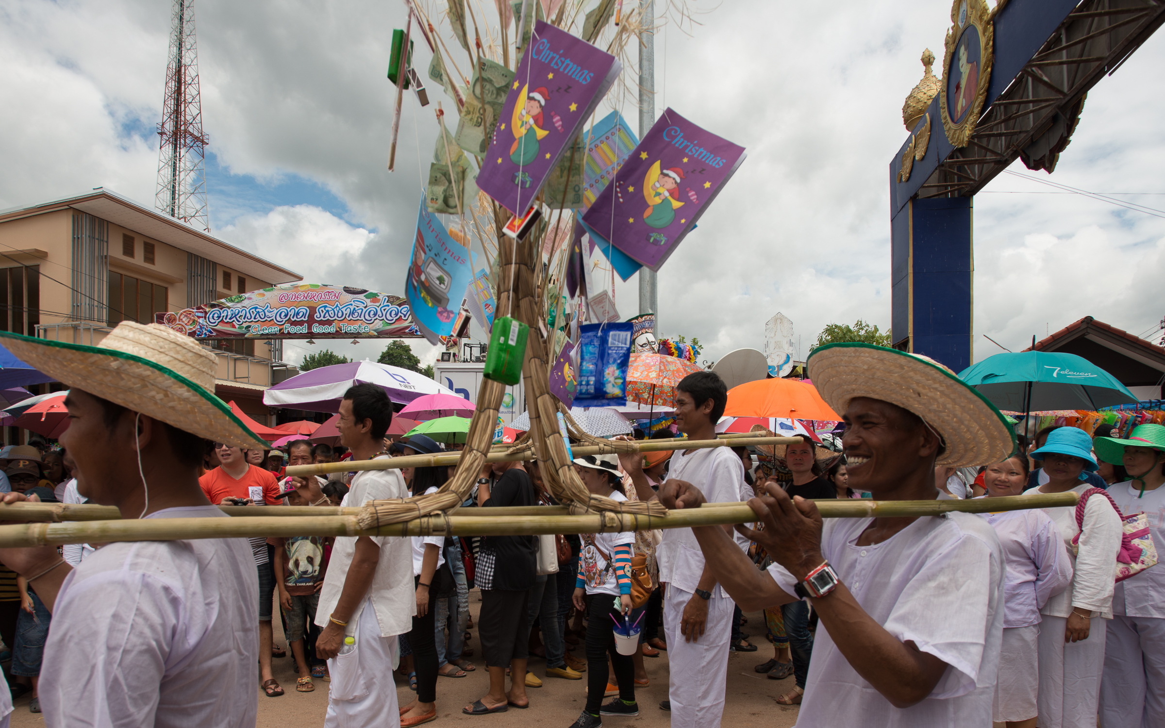 Phi Ta Khon-27.jpg