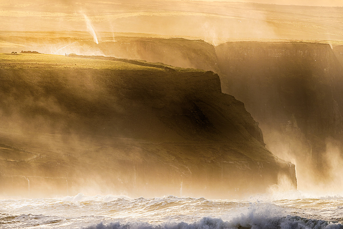 Cliffs under Siege