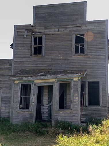 Old building 2580
