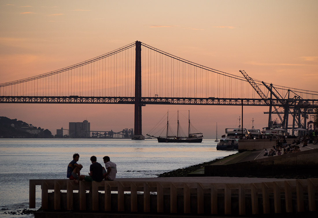 Ponte 25 de Abrill in Lissabon