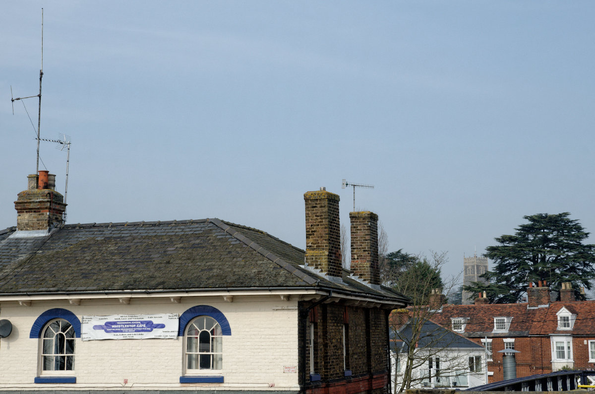 gateway to Woodbridge