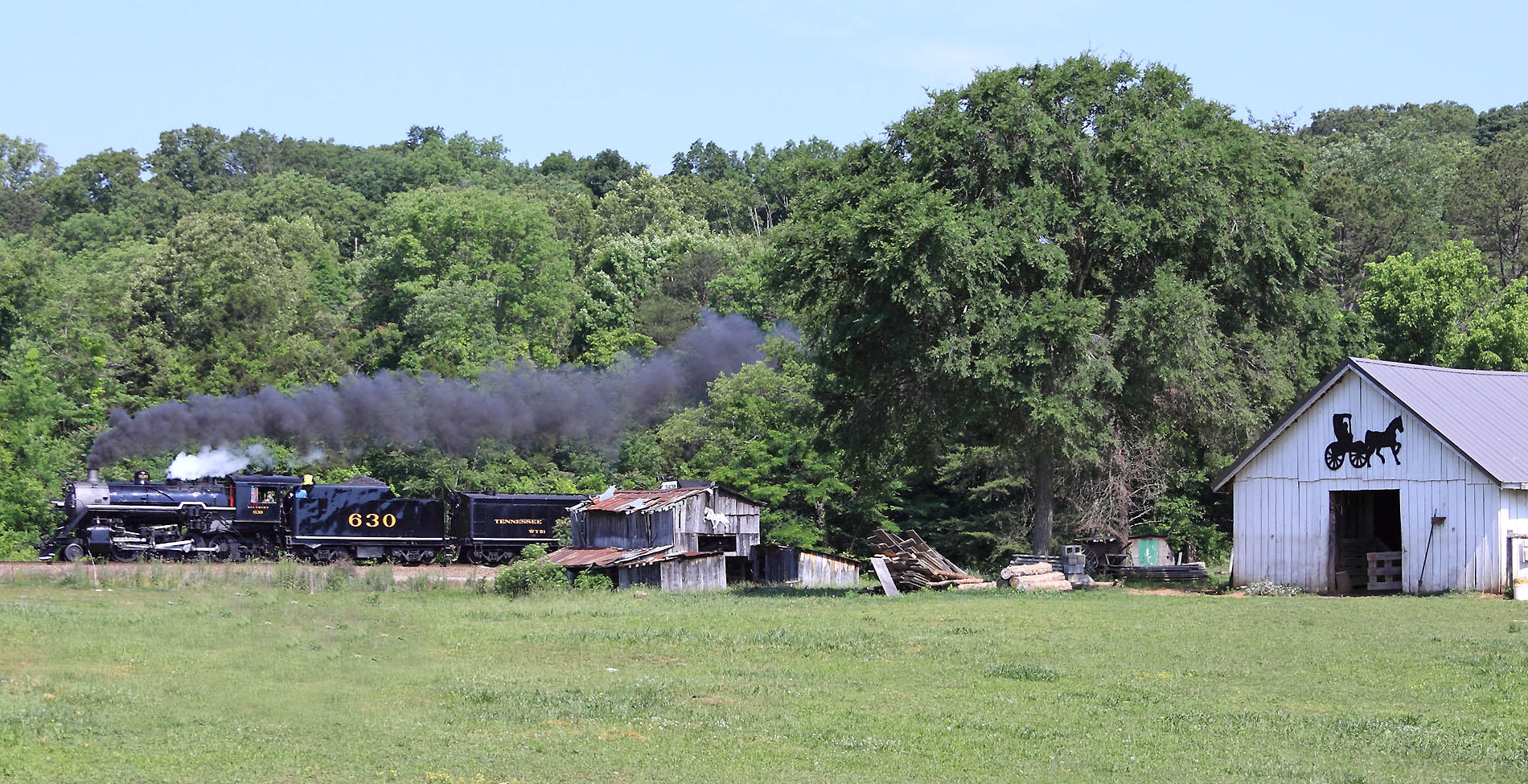 630 passes through Grove, just North of Burnside on a hot Saturday morning 