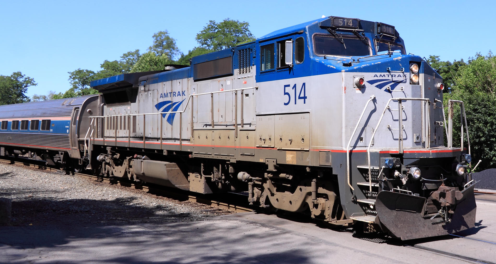 Amtrack 514 leads NS 04T, the eastbound Pennsylvanian at Tyrone, PA