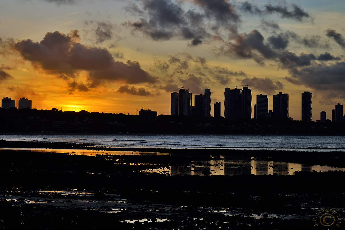 Por do Sol visto do Cabo Branco