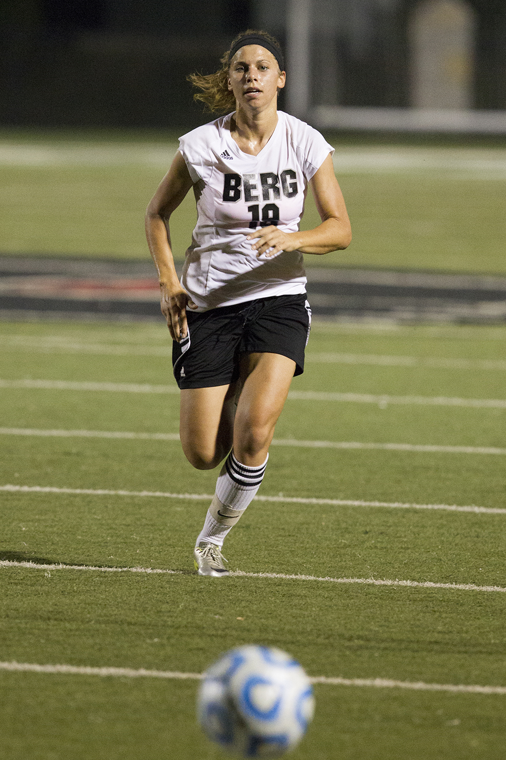 14_WSOC_OLIV__105.jpg