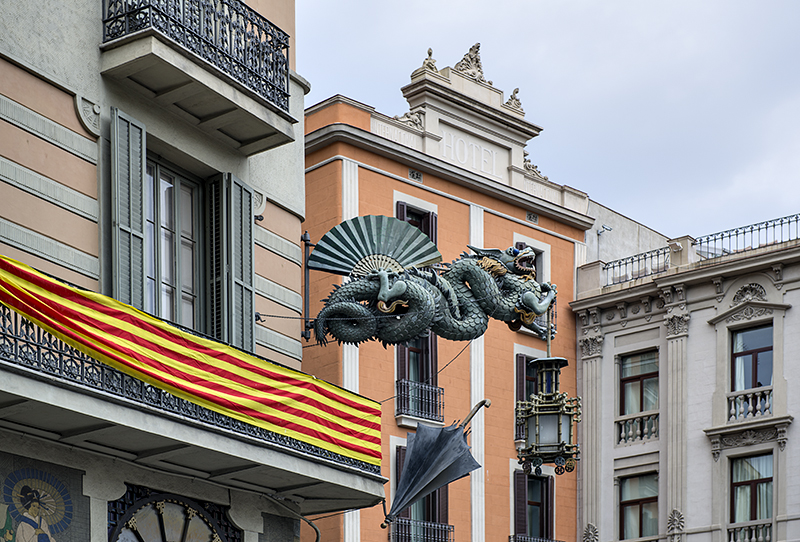 Modernista dragon