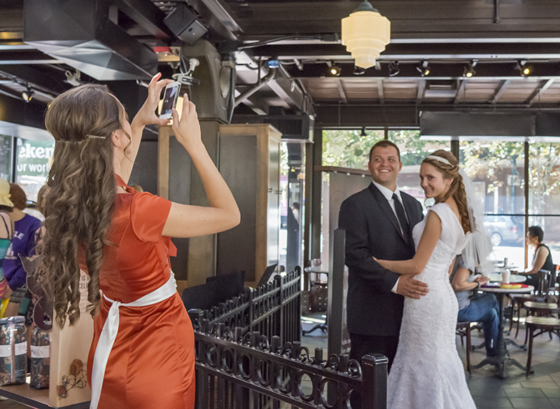 Starbucks bride (Portland, Oregon)