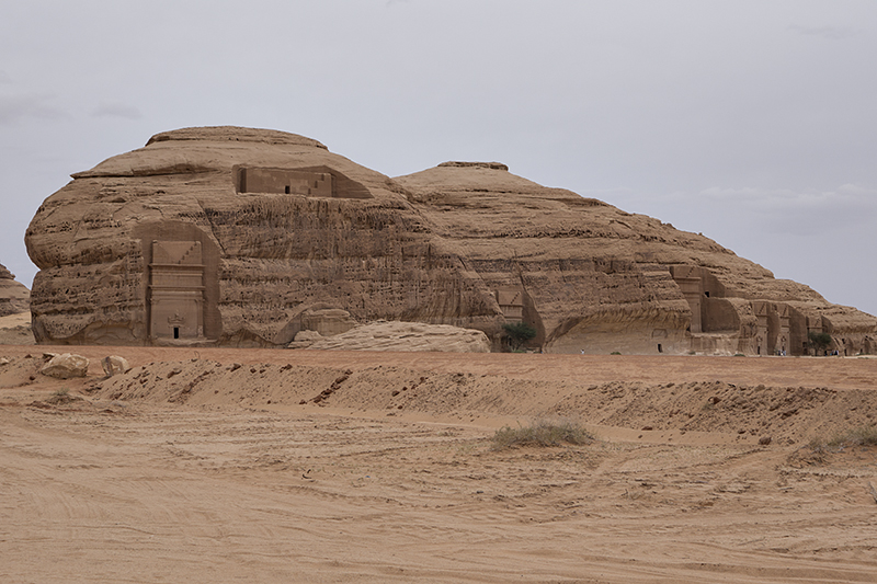 Rock tomb complex