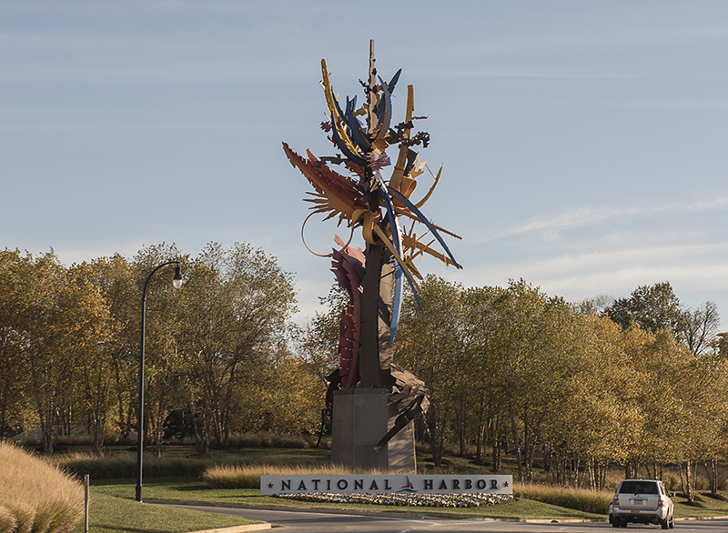 The Beckoning, entry sculpture by Albert Paley