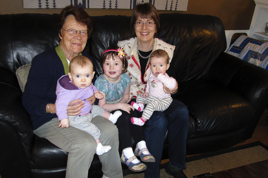 Uroma with her 3 great-grandkids