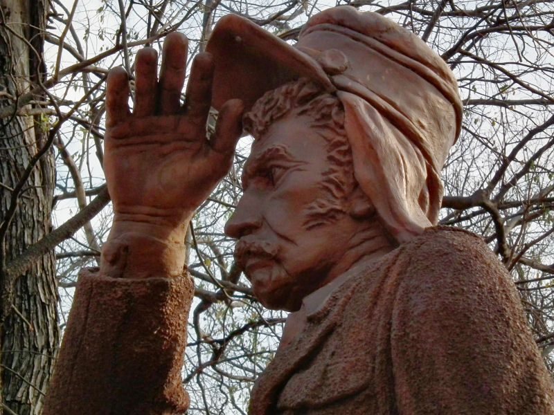 Victoria Falls_David Livingstone 2005  statue detail