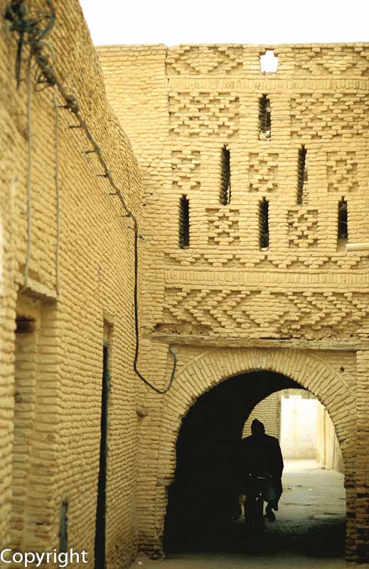 Distinctive brickwork of the old quarter of Tozeur, Ouled El-Hadef