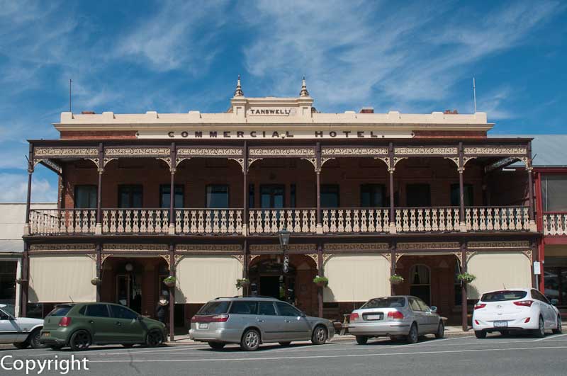 Tanswell's Commercial Hotel, Beechworth