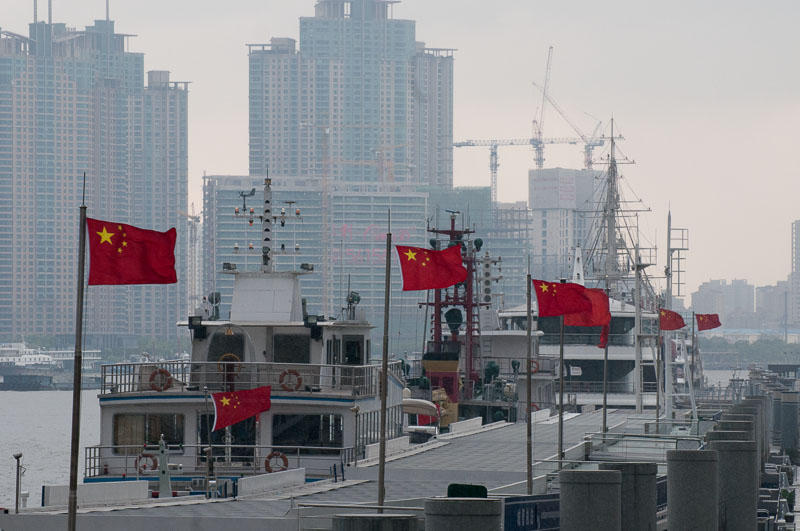 The East is Red.... when all else is grey (Shanghai)