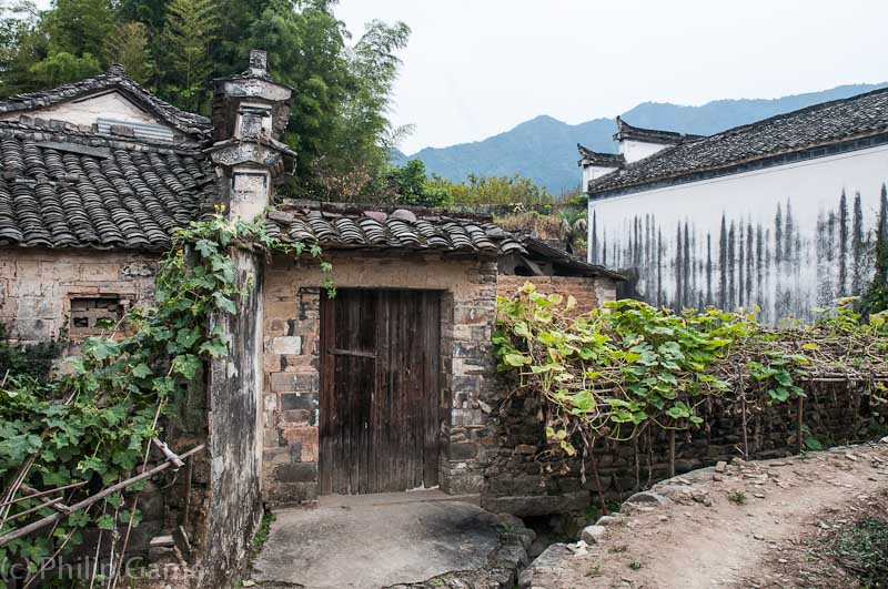 Nanping: a rustic home on the village outskirts