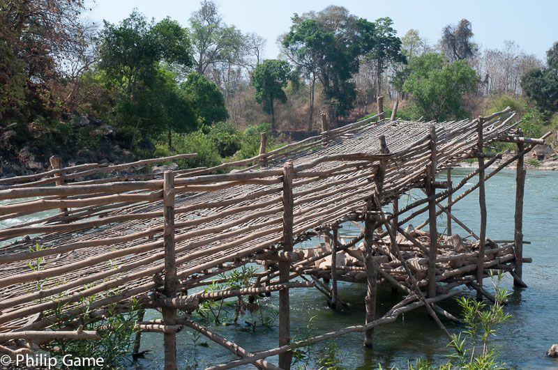 Fishermen's ramps and traps on the Mekong, Siphandon