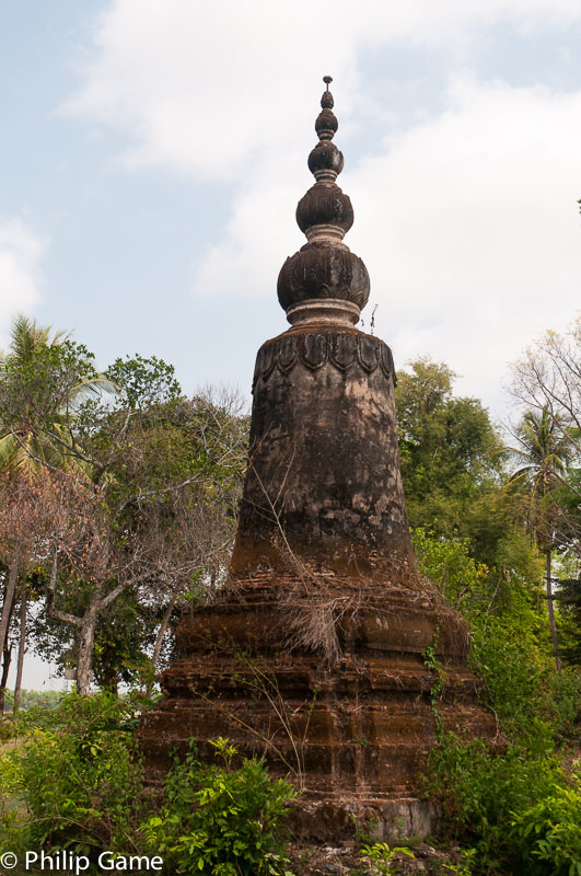 Ancient stupa on Koh Trong