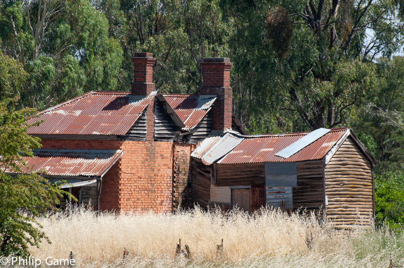Neglected cottage outside Beechworth