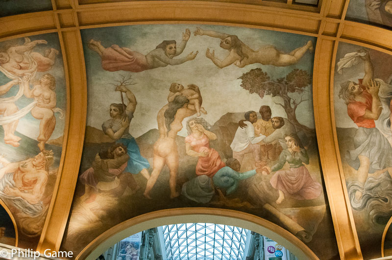 Ceiling mural, Galerias Pacifico