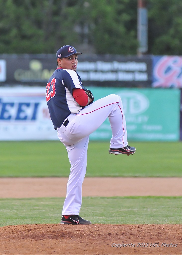 Blue Sox vs Swampbats 6-15-13198 DxO.JPG