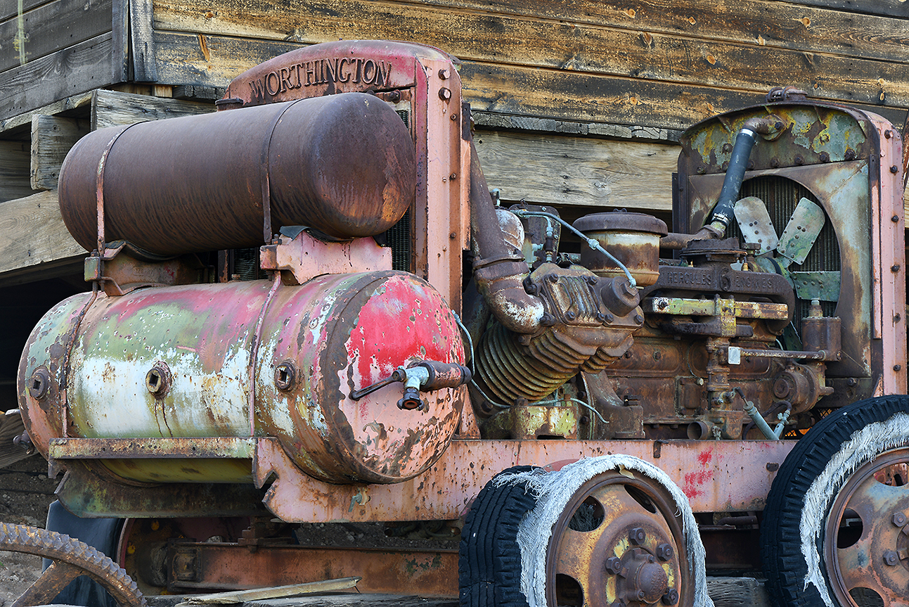 Goldfield - Old Tractor.jpg