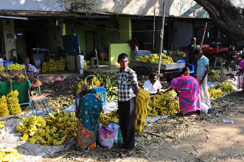 Banana market