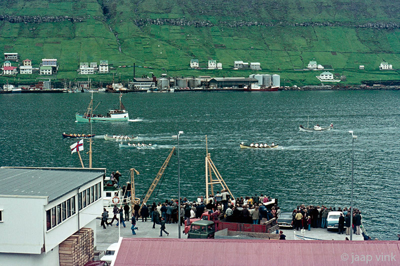 Attamannafar race - Race voor boten met acht roeiers
