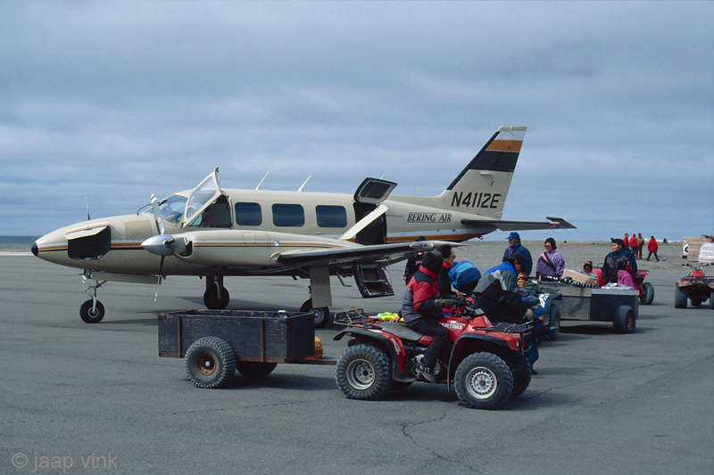 Arrival Gambell Airport - Aankomst Gambell Airport