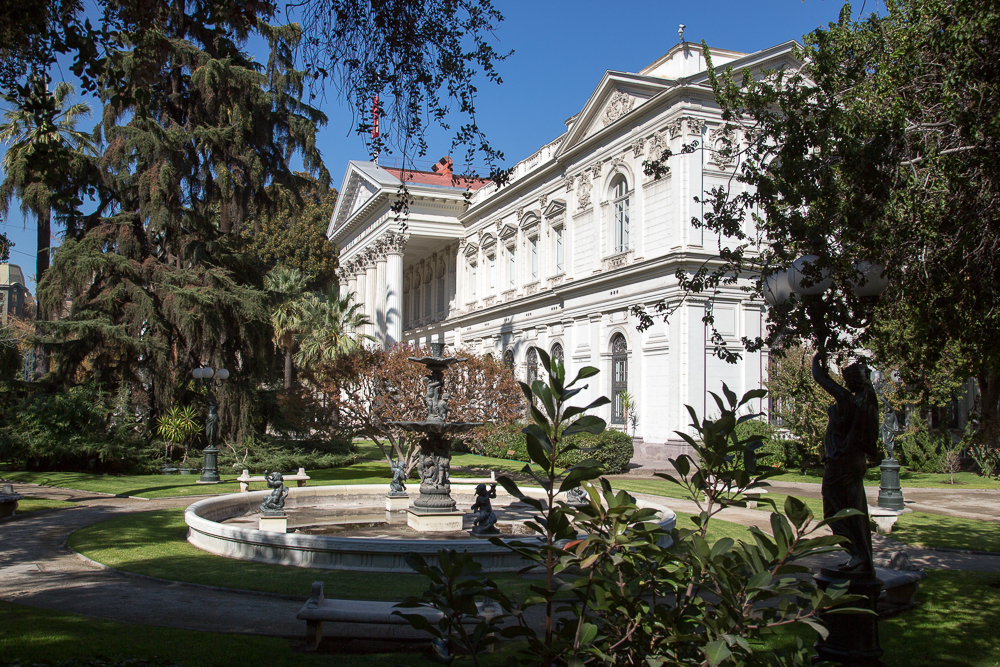 Former government building, Santiago