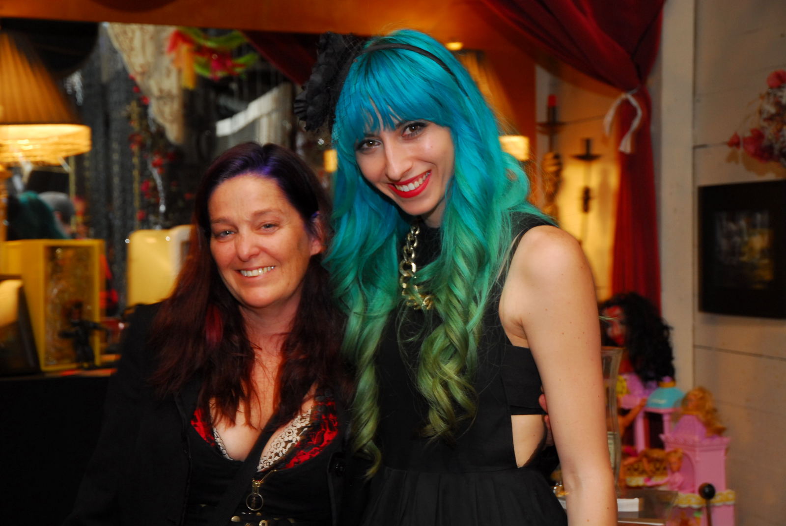 AB 141115 ClosingArtistsReception 018.JPG