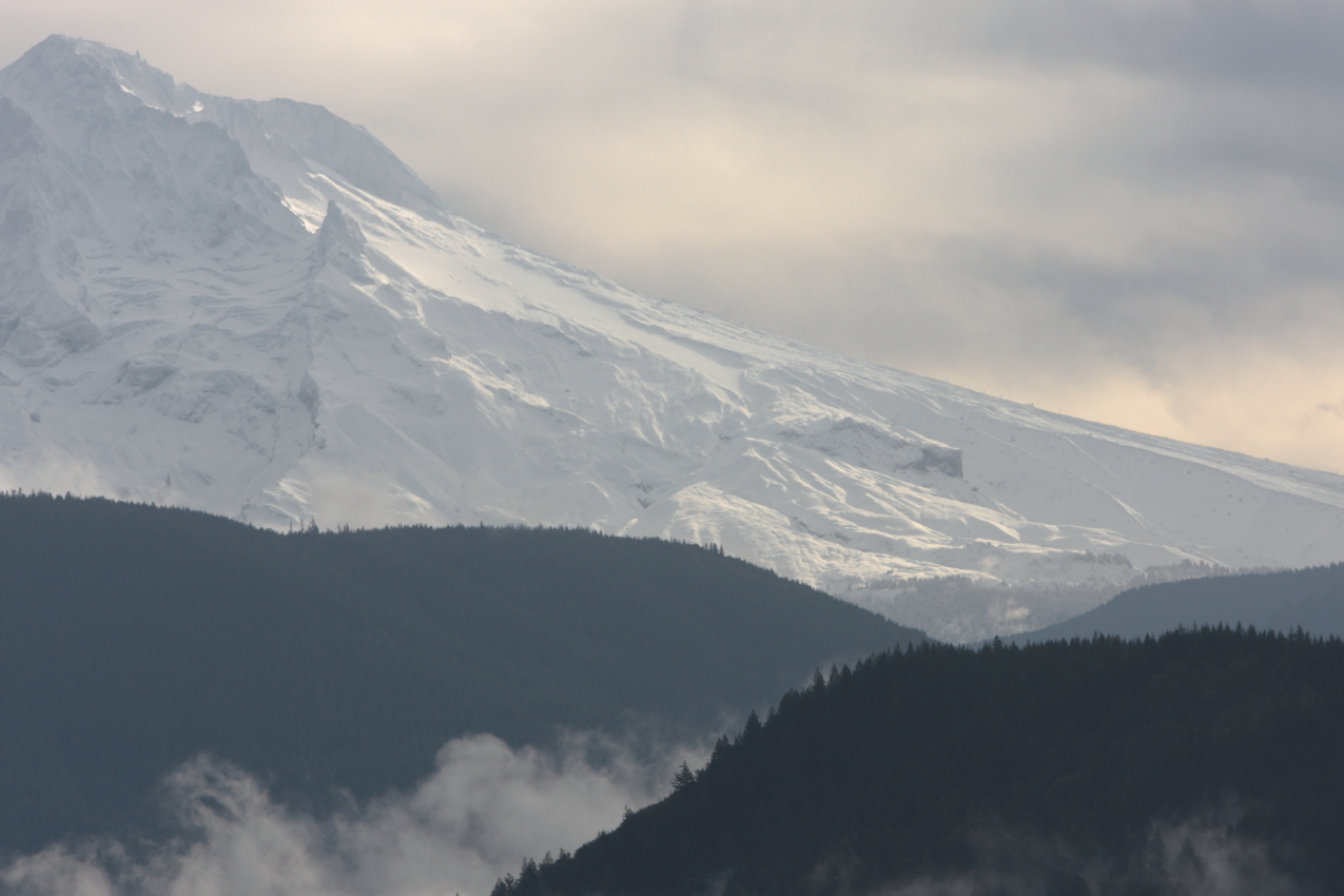 Mt Hood first snow this season 10-03-13