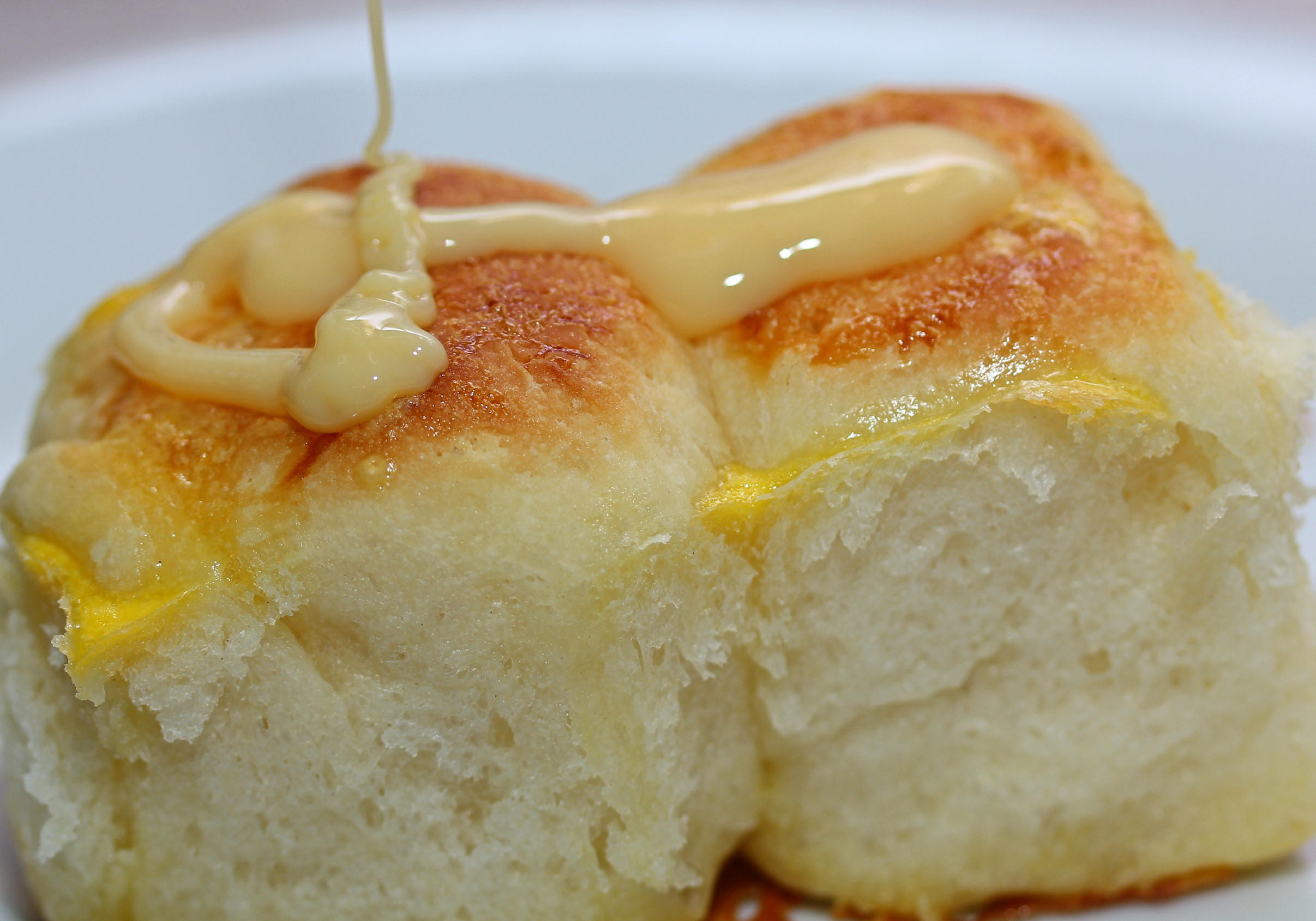 Dinner Roll with Condensed Milk.jpg