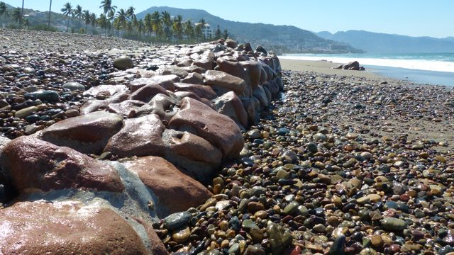 Playa Tranquila Rocks
