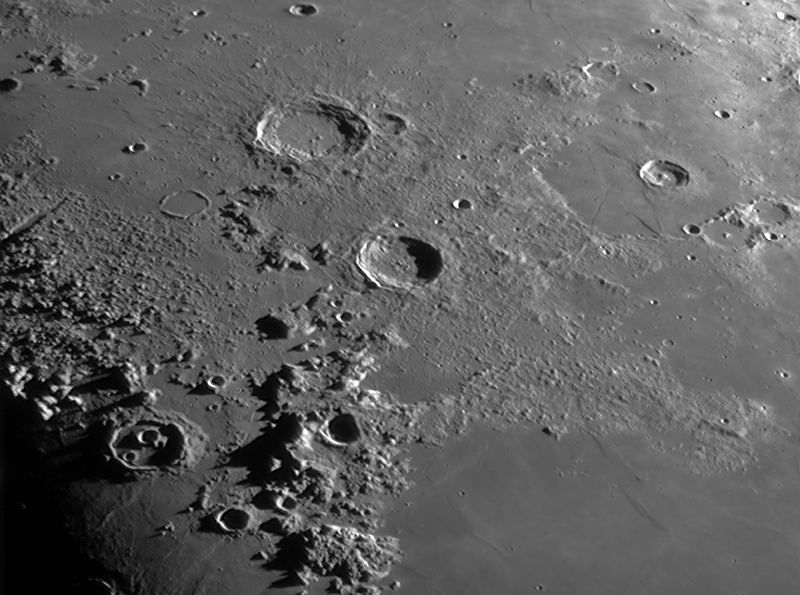 moon0001 16-11-06 18-49-06PS.JPG