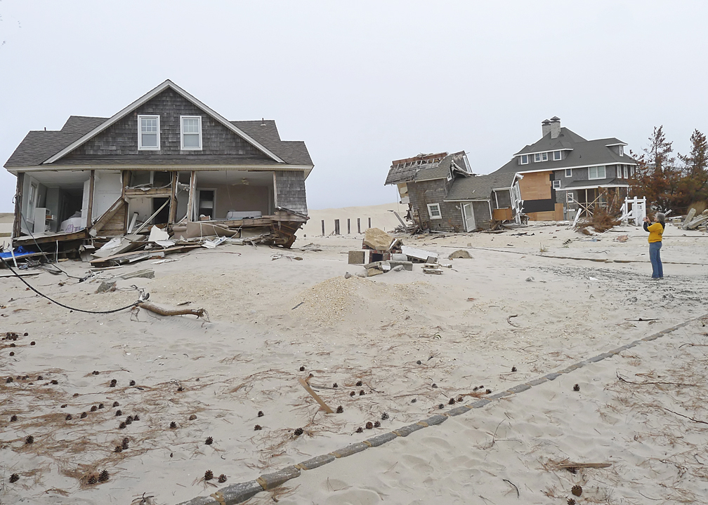 DAMAGED HOMES NEAR ALLENTOWN, NJ  -  ON THE JERSEY SHORE