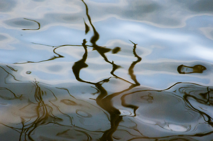 surfaces 609