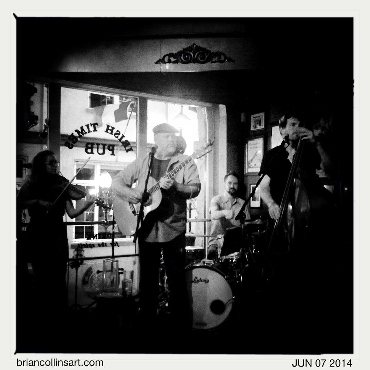 Irish Times Pub