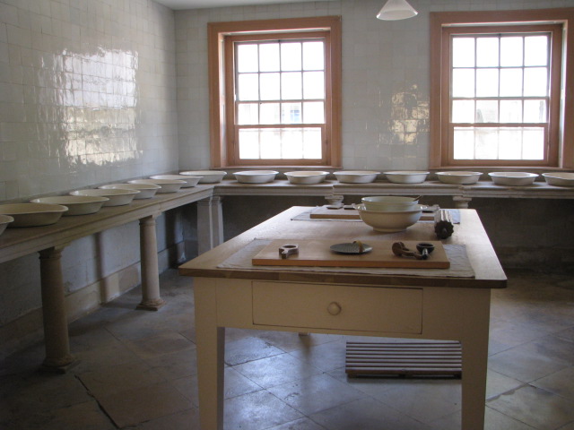 IMG_0078.JPG dairy with butter washing bowls round the sides