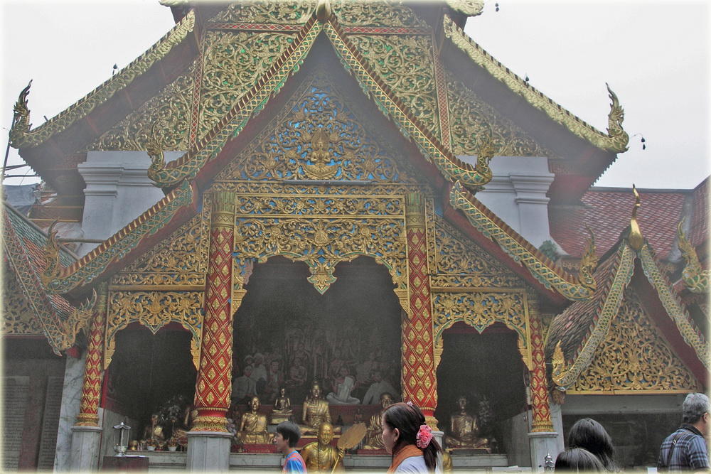 Golden Chedi Temple at Wat Phrathat Doi Suthep.
