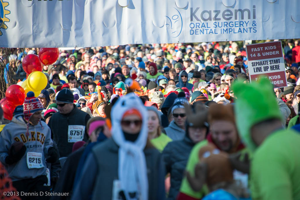 ds20131128-0220 - BCC YWCA Turkey Chase.jpg