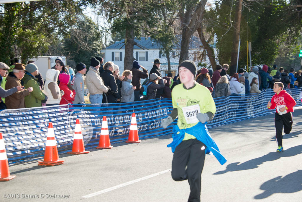 ds20131128-0264 - BCC YWCA Turkey Chase.jpg