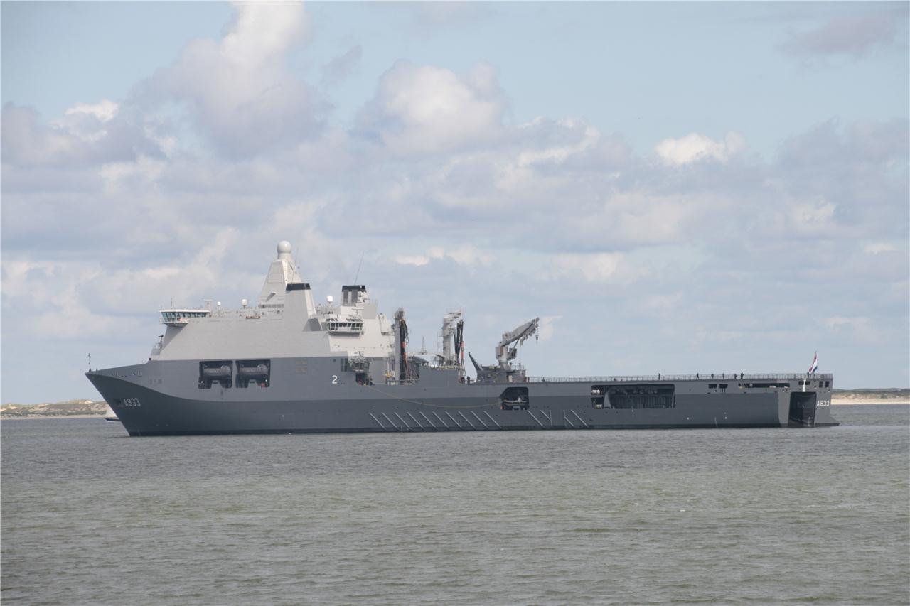 A833 - KAREL DOORMAN