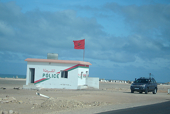  A POLICE STOP POINT AT BOUJDOUR . WESTERN SAHARA . 8 / 3 / 2010