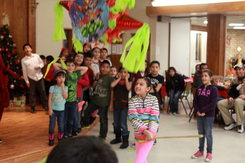 OLG_Christmas_PosadaIII_17Dec2013_0178 [800x533].JPG