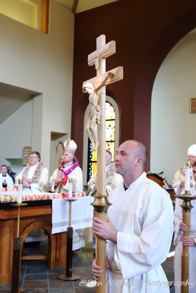 Archbishop_25y_Bishop_y_75y_Birthday_03Jul2015_0298 [800x600 wmg12].JPG